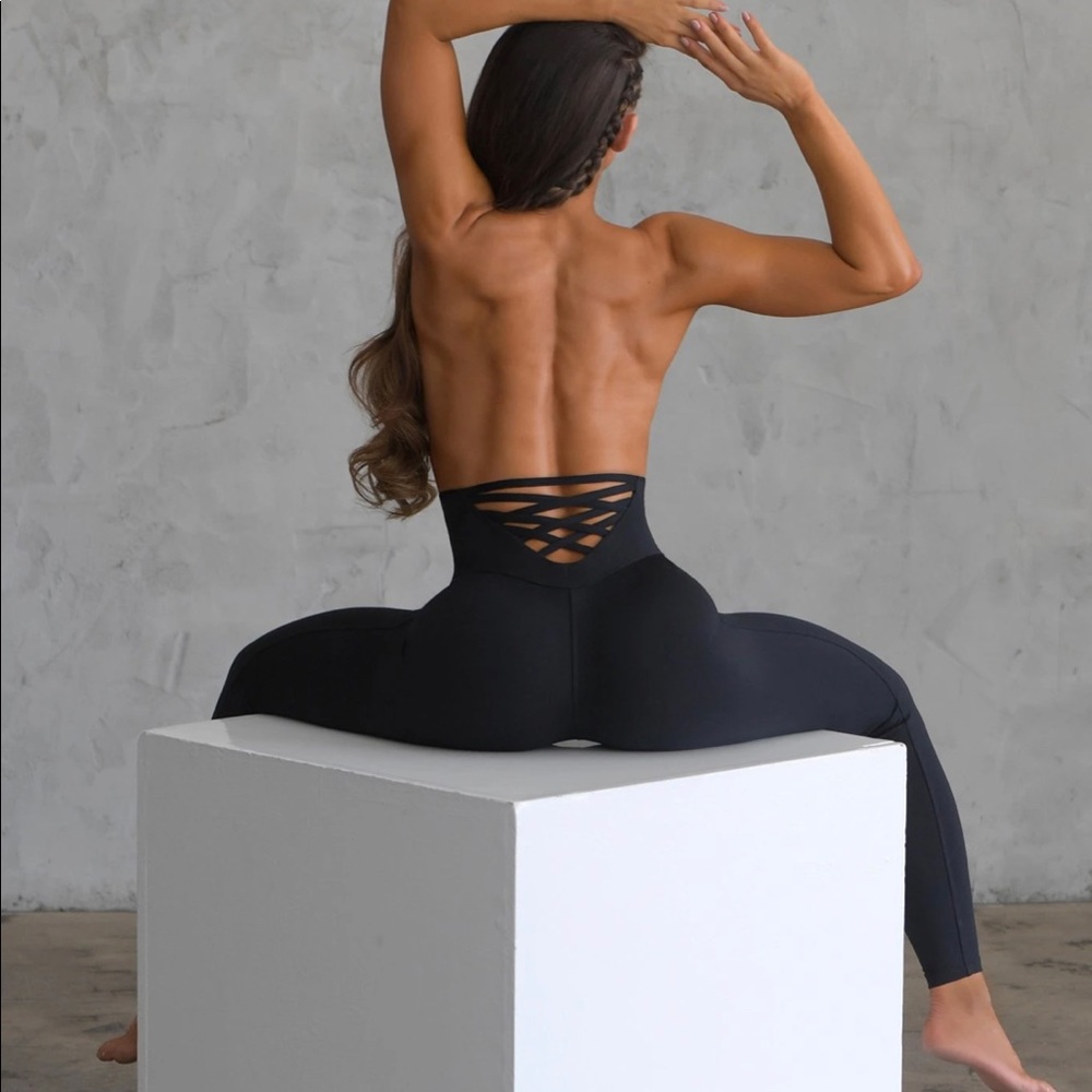 Bombshell leggings - Picture 3 of 5